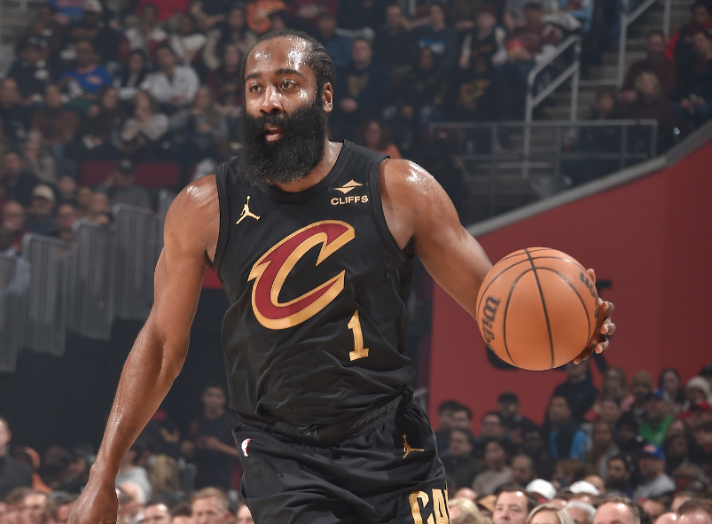 网站入口-丢联盟第一!哈登18+6+7活塞惜败骑士 阿伦伤退坎宁安16中4